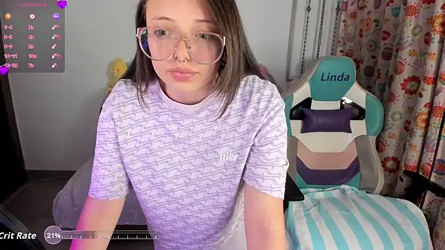 Snapshot of linda-schmidt chatting on 20, 6, 2026 linda-schmidt online show from 20, 6, 2026