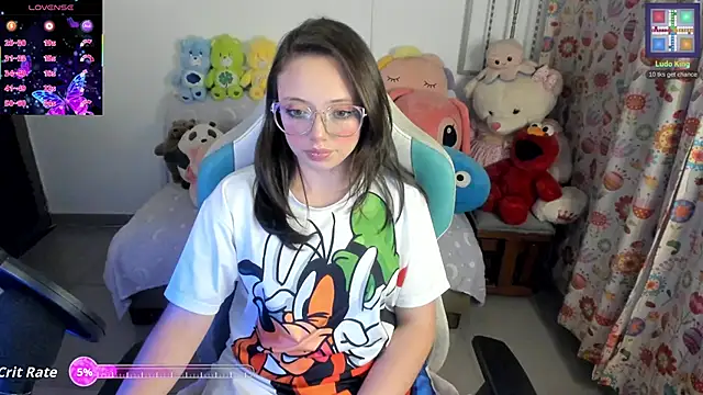 Snapshot of linda-schmidt chatting on 25, 5, 2026 linda-schmidt online show from 25, 5, 2026