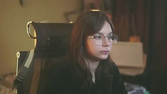 alyssa sweet online show from 17, 12, 2025