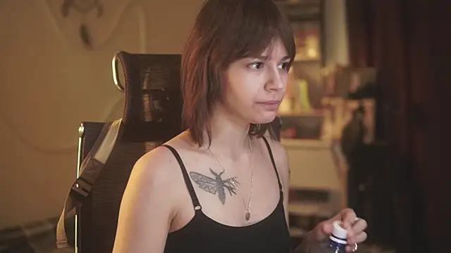 alyssa sweet online show from 2, 4, 2026