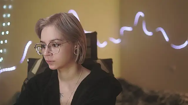 alyssa sweet online show from 22, 4, 2026