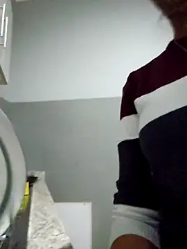 DirtySnowball69 online show from 18, 12, 2025