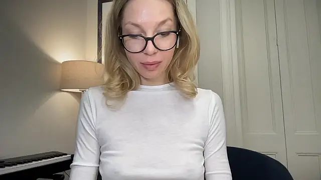 Snapshot of Cutensadistic chatting on 20, 3, 2025 Cutensadistic online show from 20, 3, 2025