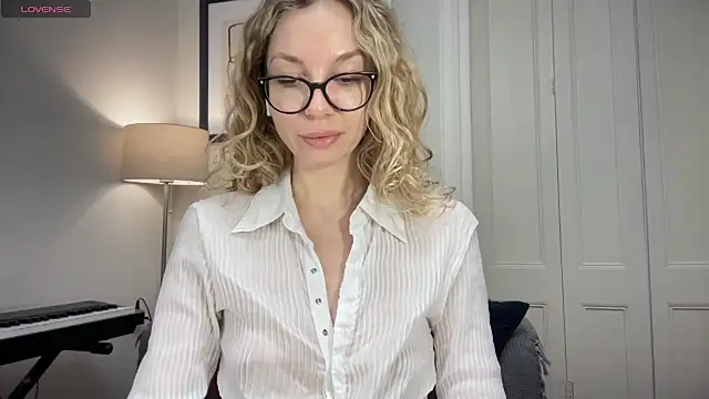 Snapshot of Cutensadistic chatting on 16, 1, 2025 Cutensadistic online show from 16, 1, 2025