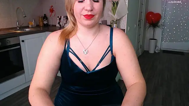 HotTiffani online show from 19, 2, 2025