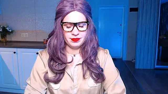 HotTiffani online show from 18, 9, 2025