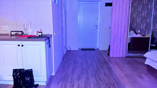 HotTiffani online show from 16, 2, 2026