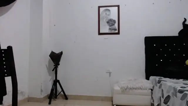 venuz mendoza20 online show from 3, 12, 2025