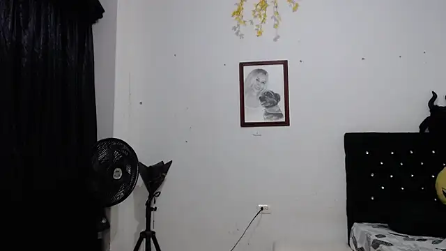 Snapshot of venuz_mendoza20 chatting on 4, 11, 2025 venuz mendoza20 online show from 4, 11, 2025