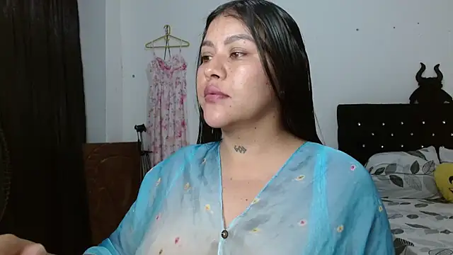 Snapshot of venuz_mendoza20 chatting on 11, 5, 2026 venuz mendoza20 online show from 11, 5, 2026