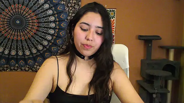 Snapshot of IntimateTales chatting on 27, 2, 2025 IntimateTales online show from 27, 2, 2025