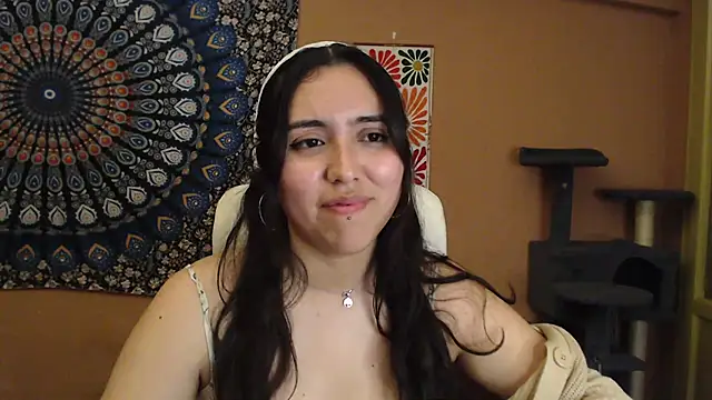 Snapshot of IntimateTales chatting on 20, 2, 2025 IntimateTales online show from 20, 2, 2025