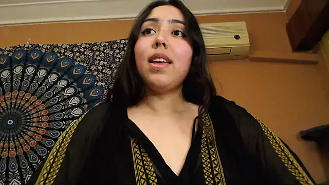 Snapshot of IntimateTales chatting on 17, 1, 2025 IntimateTales online show from 17, 1, 2025