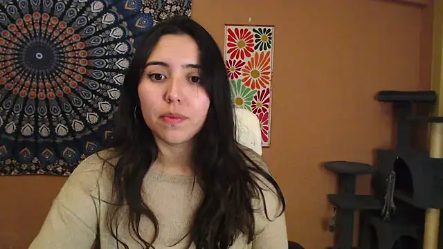 Snapshot of IntimateTales chatting on 7, 1, 2025 IntimateTales online show from 7, 1, 2025