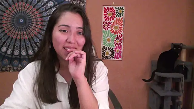 Snapshot of IntimateTales chatting on 26, 9, 2025 IntimateTales online show from 26, 9, 2025