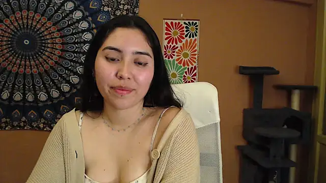 Snapshot of IntimateTales chatting on 22, 1, 2025 IntimateTales online show from 22, 1, 2025