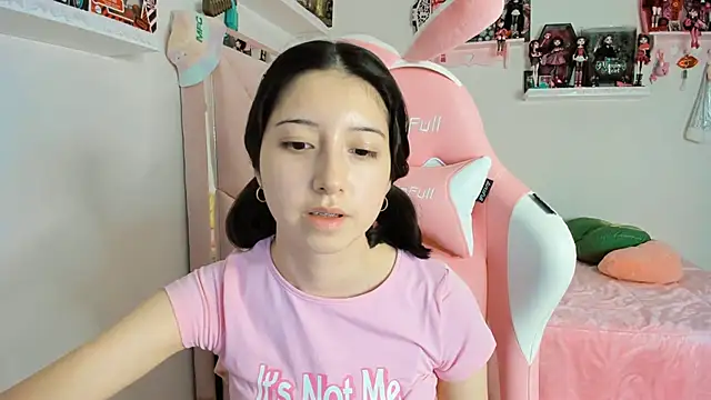 Snapshot of cherrycute chatting on 21, 12, 2024 cherrycute online show from 21, 12, 2024