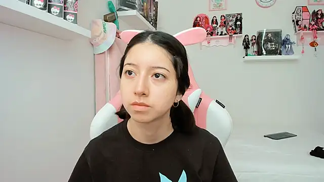 Snapshot of cherrycute chatting on 3, 12, 2024 cherrycute online show from 3, 12, 2024