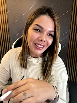 Snapshot of KellyBrooklyn_ chatting on 7, 1, 2026 KellyBrooklyn online show from 7, 1, 2026