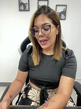 Snapshot of KellyBrooklyn_ chatting on 20, 2, 2025 KellyBrooklyn online show from 20, 2, 2025