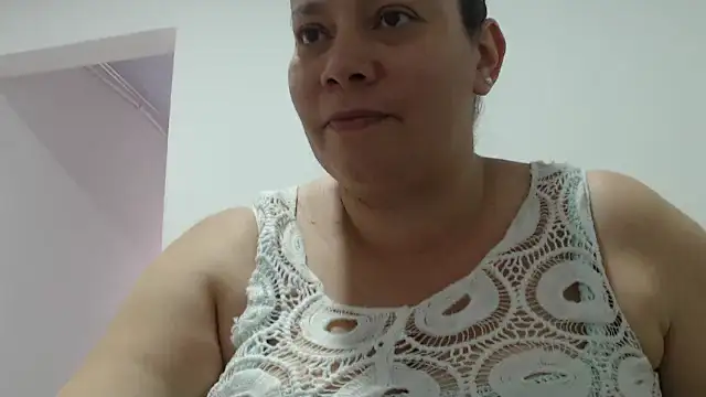 Snapshot of tiffany_horny_1 chatting on 24, 1, 2025 tiffany horny 1 online show from 24, 1, 2025