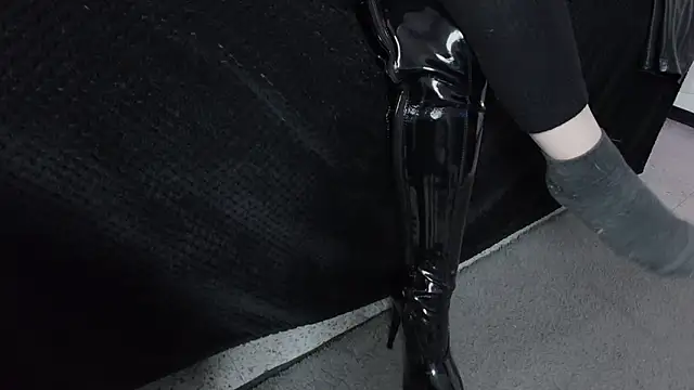 Snapshot of _Jade_16 chatting on 10, 11, 2025 Jade 16 online show from 10, 11, 2025