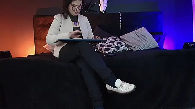 Snapshot of _Jade_16 chatting on 25, 10, 2025 Jade 16 online show from 25, 10, 2025