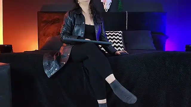  Jade 16 online show from 22, 12, 2025