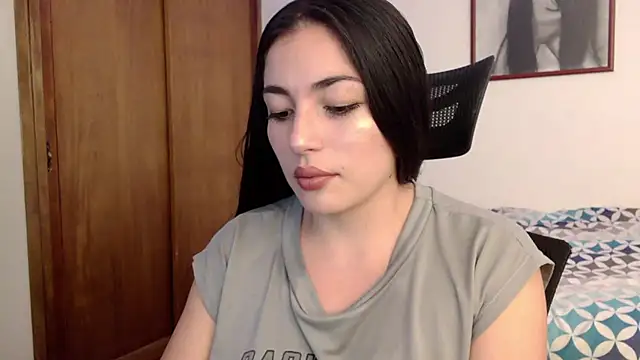 Honey Aynur20 online show from 2, 10, 2025