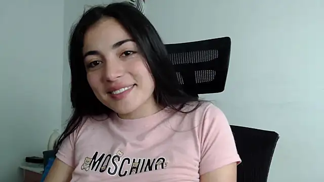 Honey Aynur20 online show from 4, 12, 2024
