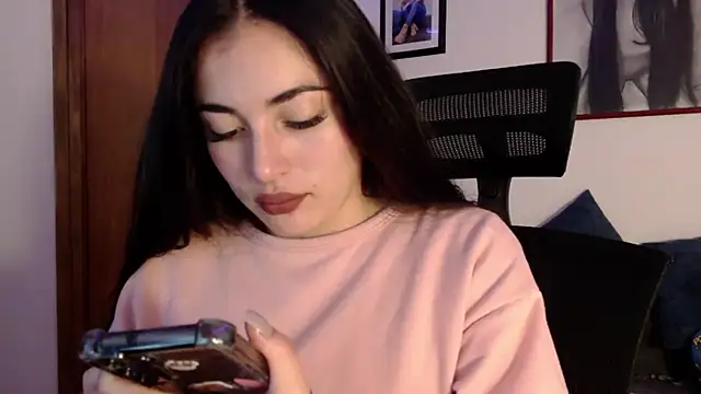 Honey Aynur20 online show from 10, 9, 2025