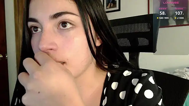 Honey Aynur20 online show from 17, 9, 2025