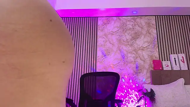 JuliRamirez online show from 22, 2, 2026