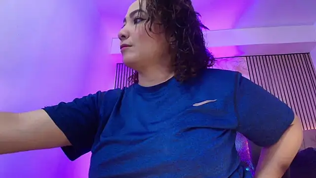 JuliRamirez online show from 15, 4, 2026