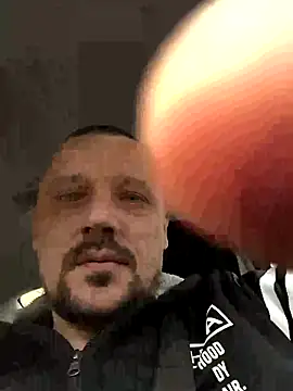 DanielOhCool online show from 7, 4, 2026