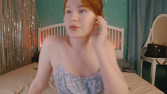 Snapshot of GingerArin chatting on 15, 7, 2026 GingerArin online show from 15, 7, 2026