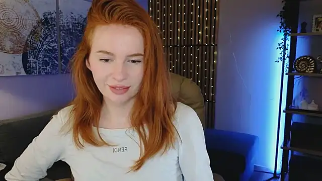 Snapshot of GingerArin chatting on 3, 2, 2025 GingerArin online show from 3, 2, 2025