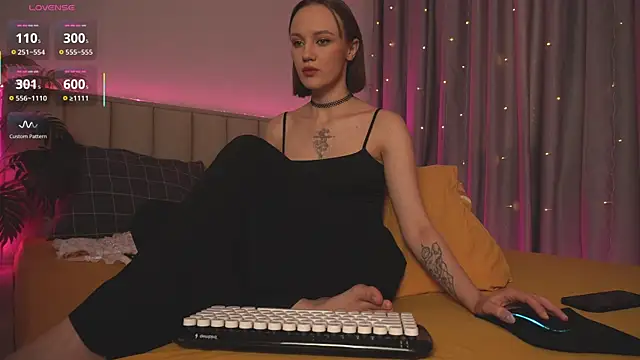 Snapshot of juli_hox chatting on 12, 7, 2026 juli hox online show from 12, 7, 2026