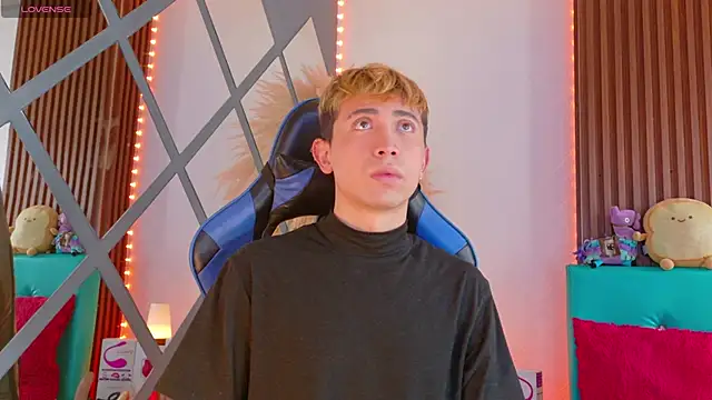 Chris Bennett online show from 3, 2, 2026