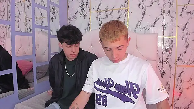 Snapshot of Chris_Bennett chatting on 15, 10, 2025 Chris Bennett online show from 15, 10, 2025