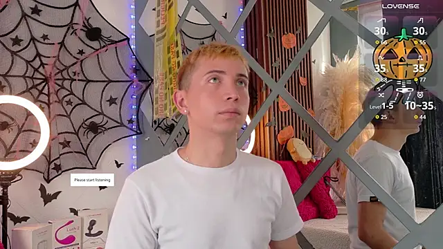 Snapshot of Chris_Bennett chatting on 21, 10, 2025 Chris Bennett online show from 21, 10, 2025