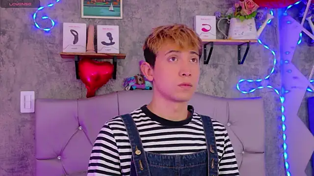 Chris Bennett online show from 25, 2, 2026