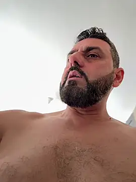 ChiIul11 online show from 4, 4, 2026