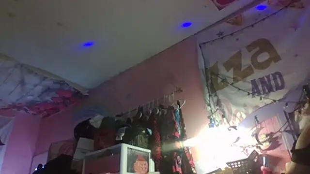 PinkyMarie0729 online show from 6, 8, 2026