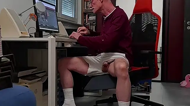 Snapshot of BerndisCam chatting on 6, 7, 2026 BerndisCam online show from 6, 7, 2026