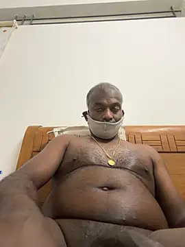 Snapshot of strongguyindia chatting on 10, 11, 2025 strongguyindia online show from 10, 11, 2025