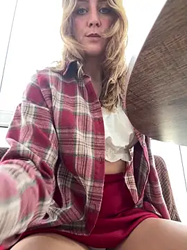 Snapshot of Puzdosia chatting on 2, 11, 2025 Puzdosia online show from 2, 11, 2025