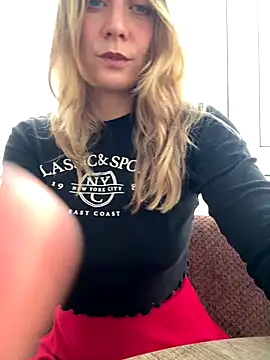 Snapshot of Puzdosia chatting on 15, 11, 2025 Puzdosia online show from 15, 11, 2025