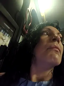 Snapshot of mijal_queen chatting on 30, 11, 2025 mijal queen online show from 30, 11, 2025