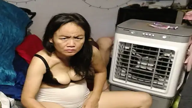 1CuteAndSexy69 online show from 16, 2, 2026